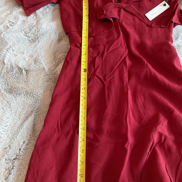 NWT Gorgeous Lovers + Friends burgundy off the shoulder mini dress. - Picture 7 of 8